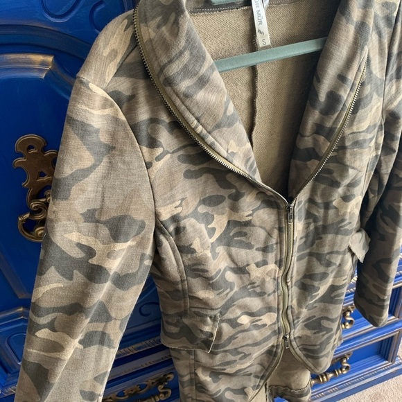 Mur Mur Camo Long Zip Sweater Tunic Size Small - Picture 3 of 5